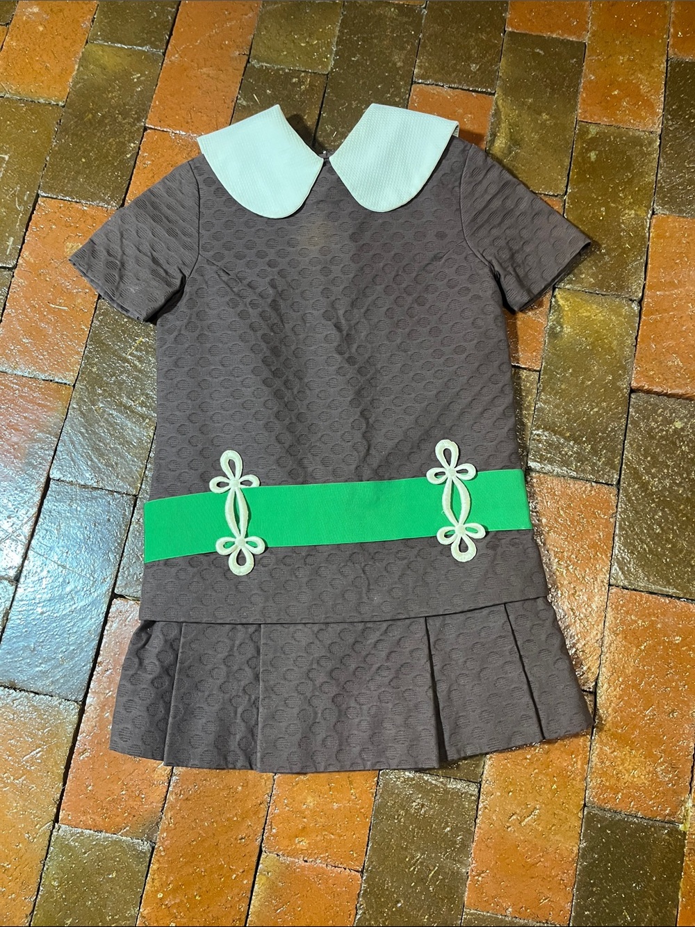 Dorissa vintage size 7 girls dress brown, white and green 3275